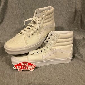 Sk8-Hi Vans Off-White High-Top Sneakers